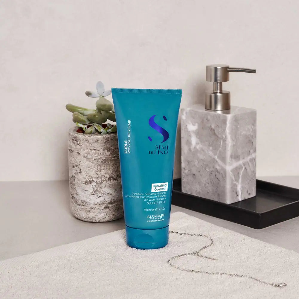 Alfaparf Milano Semi di Lino Curls Hydrating Co-Wash 200ml – Cremă de Curățare Fără Spumă pentru Buclé Hidratate